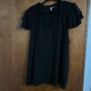 Women’s short sleeve blouse